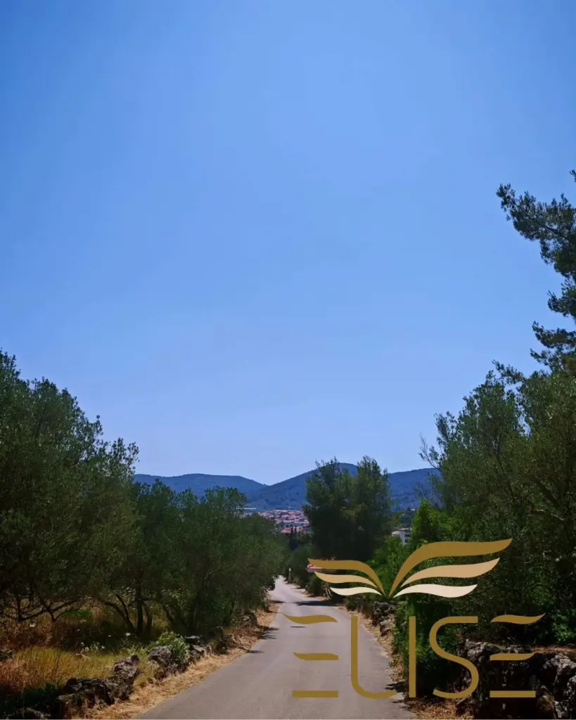 vela-luka-korčula-island-building-plot-peacefull-area-real-estate-for-sale