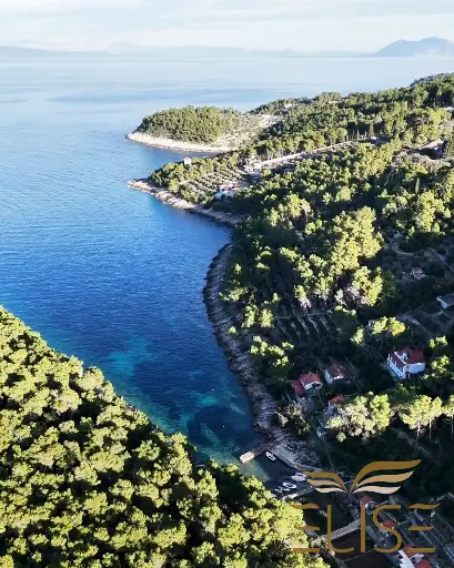 MULTIPLE BUILDING LANDS  ŽUKOVA COVE