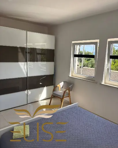 SOLD! Villa mit Meerblick-Villa - 3 Wohneinheiten – Prigradica, Korčula