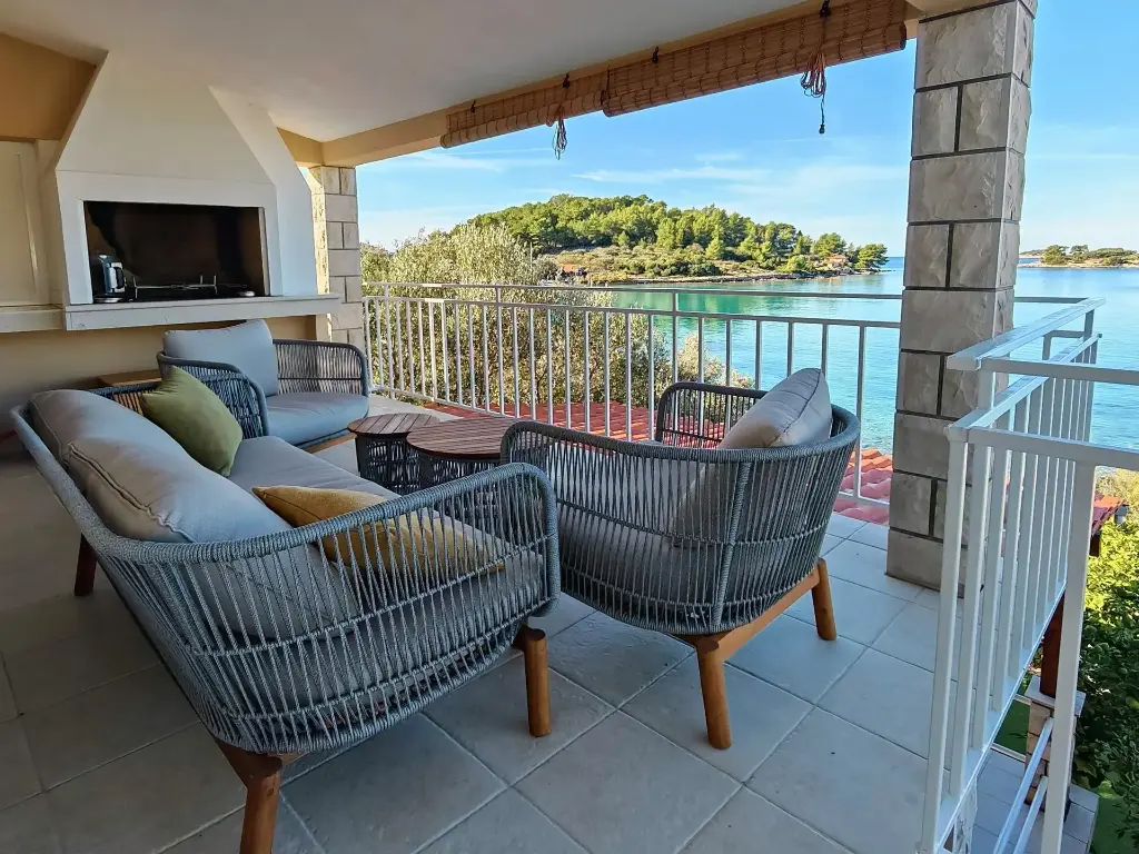 Dreamful House In Gradina Bay