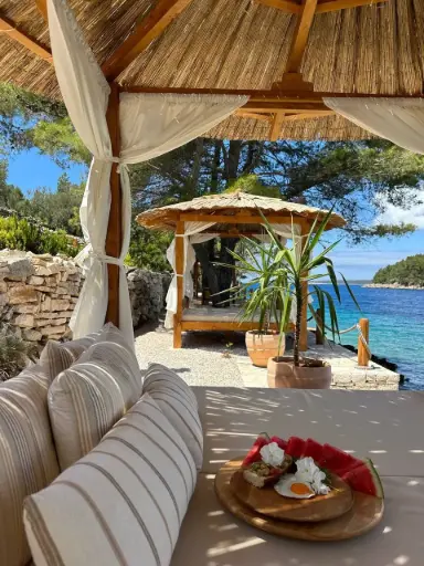 Pičena bay - ALL-  INCLUSIVE - day in paradise resort/ seafood dish/ wine&cocktail/ sunbeds& kayak/ 130€ per person
